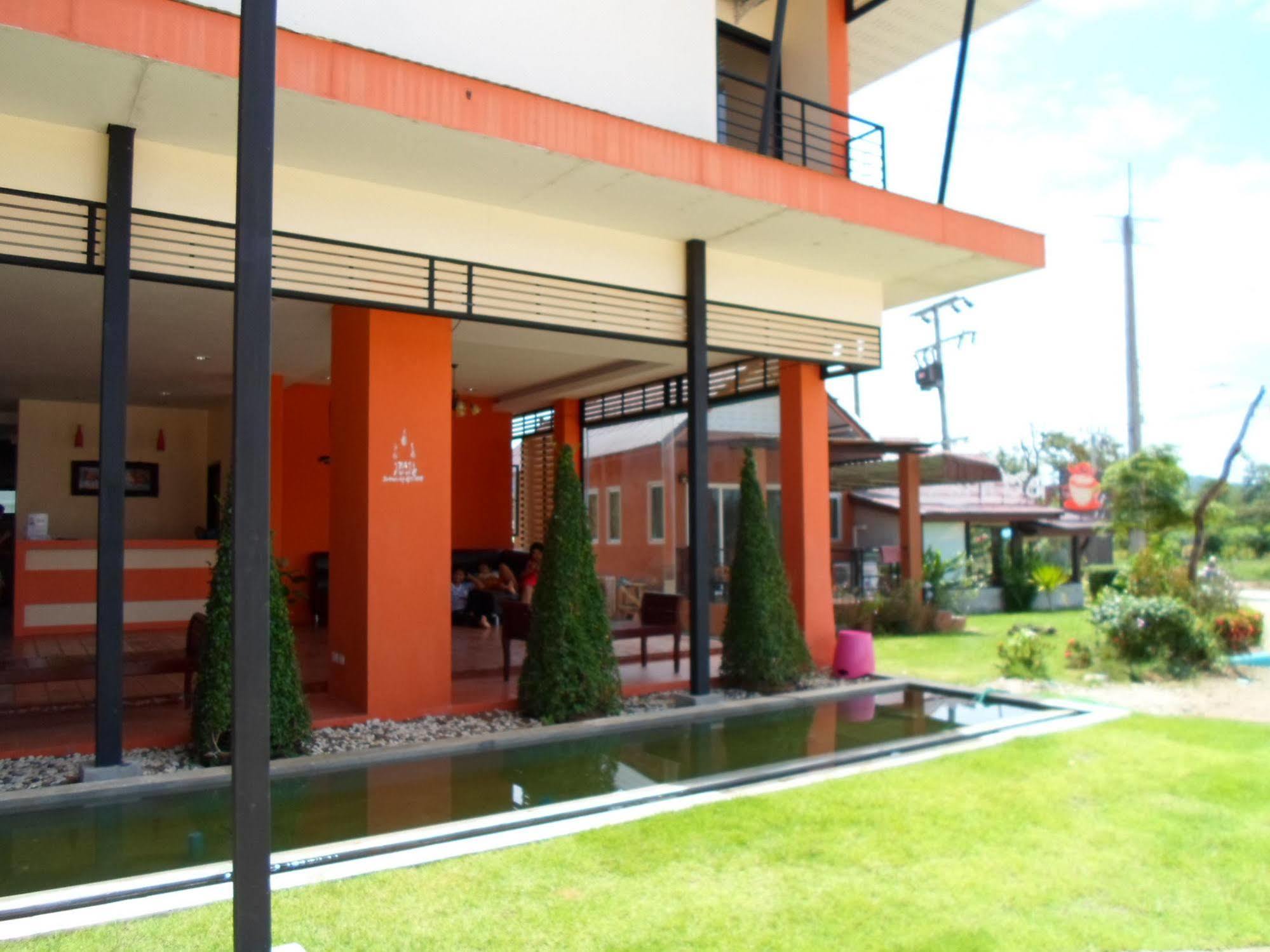 Bantatuk Resort & Restaurant Ban Tha Khun Exterior foto